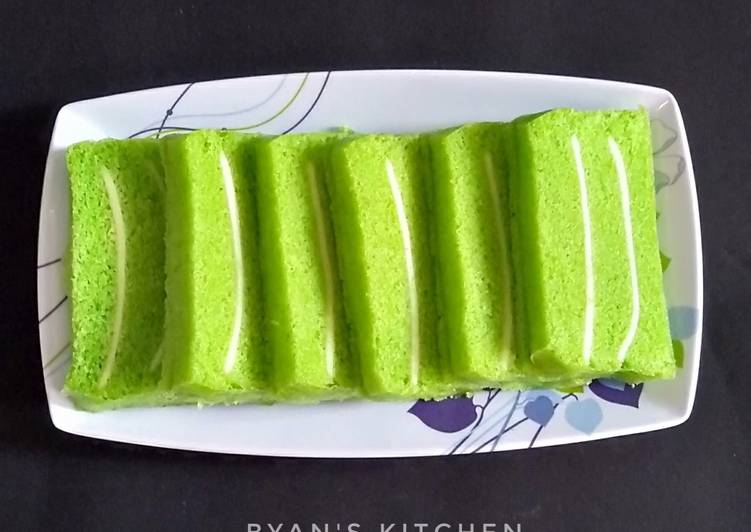 Brownies Kukus Pandan Slice Keju Ny. Liem