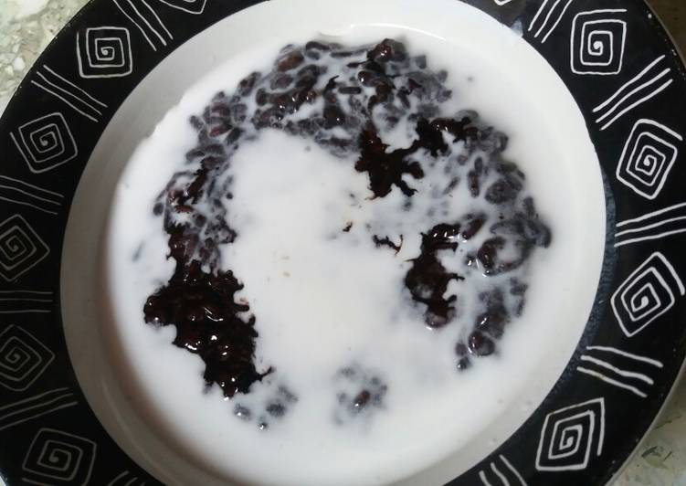 Bubur ketan hitam