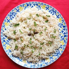 A picture of Rice In Coconut Milk.