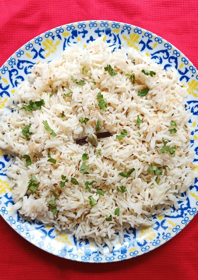 A picture of Rice In Coconut Milk.
