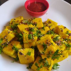 A picture of Dal khaman.
