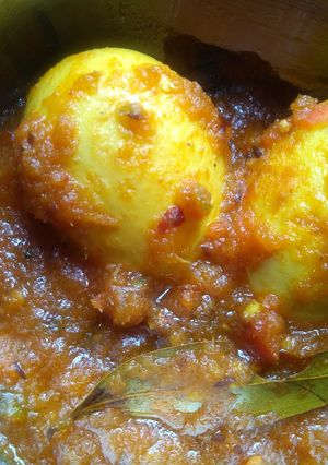 এগ কষা (egg kosha recipe in Bengali) রেসিপির প্রধান ছবি