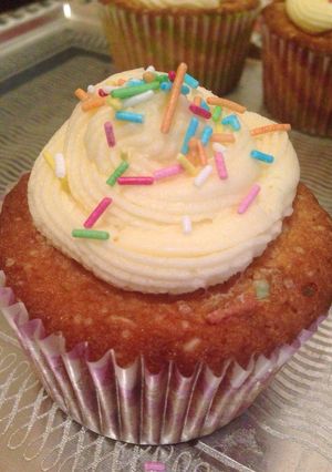 Funfetti cupcake recept fotója