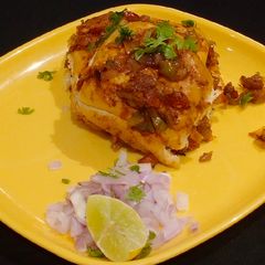 A picture of Masala pav.