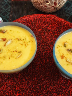 मैंगो लस्सी (Mango Lassi recipe in Hindi) रेसिपी मुख्य फोटो