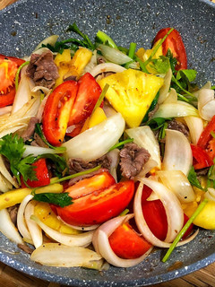 A picture of Stir-Fried Beef with Pineapple, Tomato, Onion, and Celery.