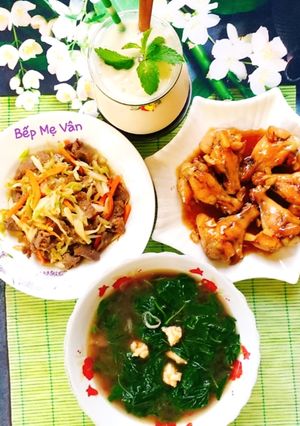 Hình của món Mâm cơm gia đình thời Covid 19.