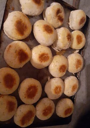 Una foto de Scones de queso y orégano