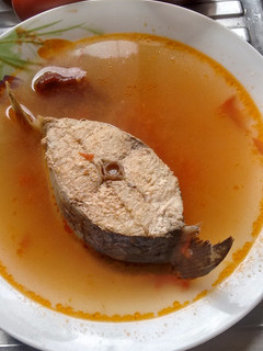 Una foto de Caldo de sierra (pescado)