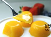 Una foto de naranja agar agar
