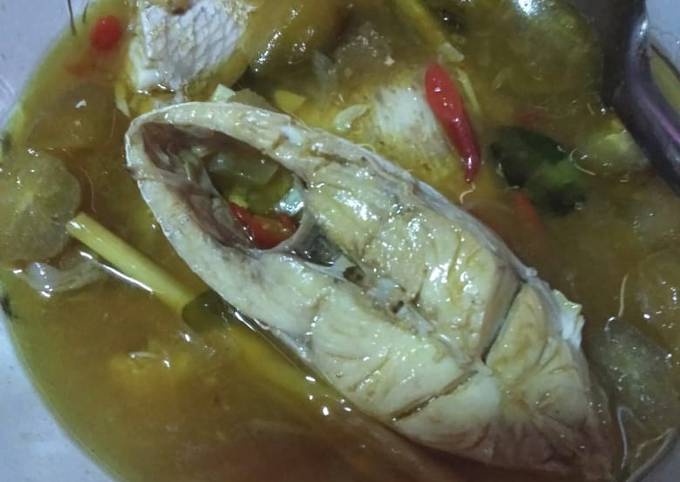 Bagaimana Membuat Sup ikan kakap putih asam saus tiram yang Sempurna