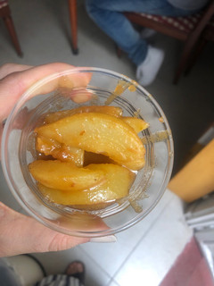 Una foto de Peras con licor 🍐