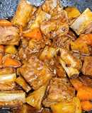 ซี่โครงหมูตุ๋นสับปะรด