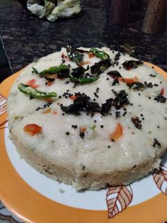 सूजी,वेज मिक्स ढोकला(sooji,veg mix dhokla recipe in Hindi) रेसिपी मुख्य फोटो