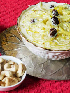 பயத்தம் பருப்பு நூடுல்ஸ் பாயசம்(payatham paruppu noodles payasam recipe in tamil) செய்முறை முக்கிய புகைப்படம்