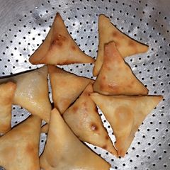 A picture of Samosa.