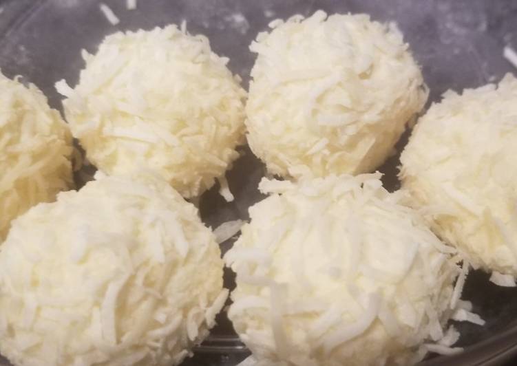 Recipe: Yummy Keto lemon cheesecake bombs