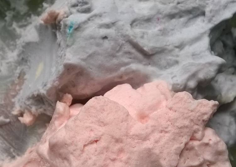 Cara Gampang Membuat Buttercream Ekonomis yang Bikin Ngiler