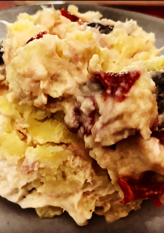 Una foto de Ensaladilla exprés con patatas al microondas