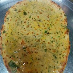 A picture of Missi Roti.