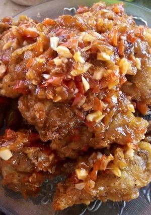 Hình của món Gà chiên giòn sốt cay.