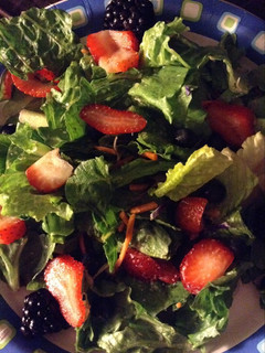 A picture of Candy's Summer Salad.