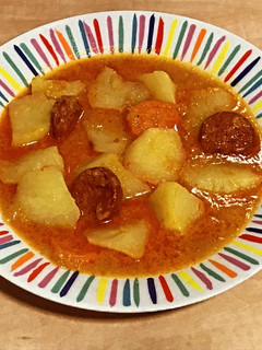 Una foto de Patatas a la riojana