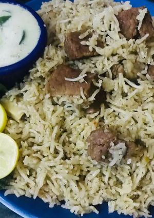 A picture of Spicy Beef pulao.