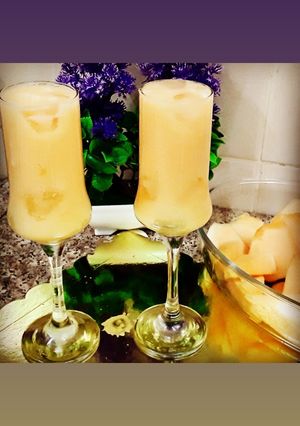 صورة لوصفة انتعاش الصيف صحي وطبيعي عصير الشمام