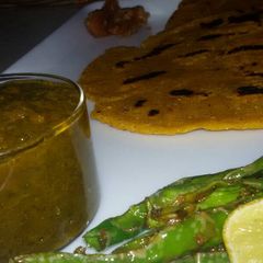 A picture of Sarson Ka Saag Makki Ki Roti.