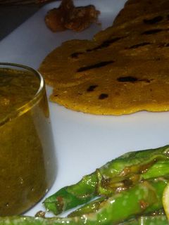 A picture of Sarson Ka Saag Makki Ki Roti.