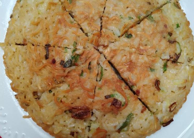 Resep Nasi Goreng Mie Pizza, Lezat