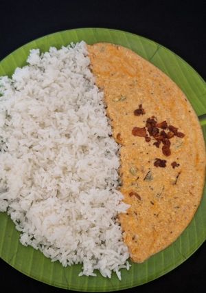 A picture of Dahi Tadka.