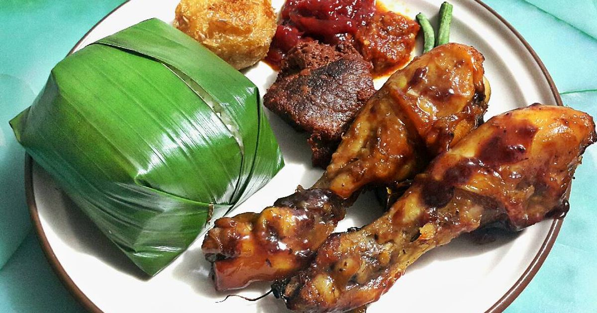 Ayam Bakar Bumbu Bacem (Menu Diet Minyak)  "abaikan masakan lain yang berminyak pada foto ini"