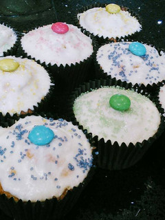 A picture of Best Vanilla Piñata Cupcakes.