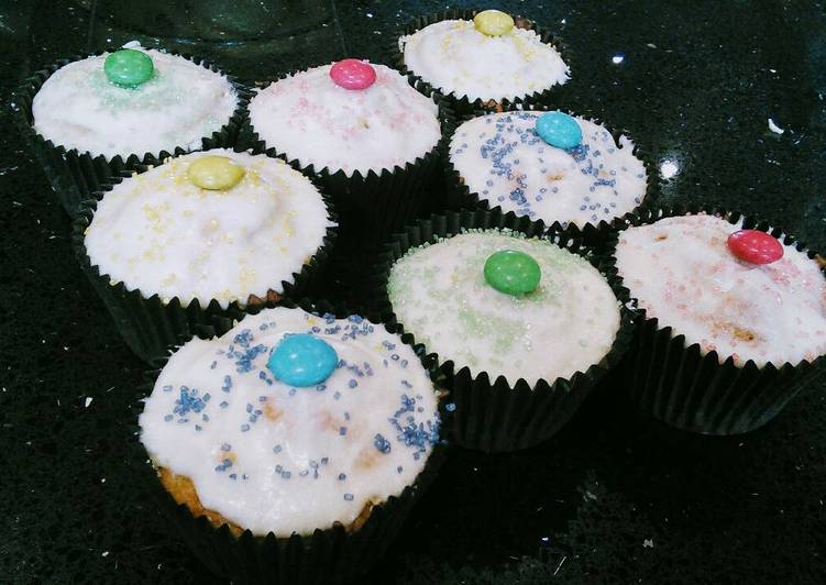 Recipe of Favorite Best Vanilla Piñata Cupcakes