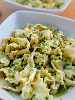 Una foto de 121.🍝Pasta casera en panificadora con pesto de albahaca🌱
