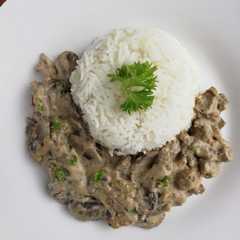 รูปของ 74. Beef Stroganoff