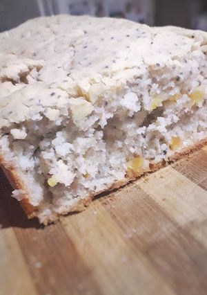 Una foto de Budín de manzana y limón, vegano, sin tacc y sin azúcar🌱