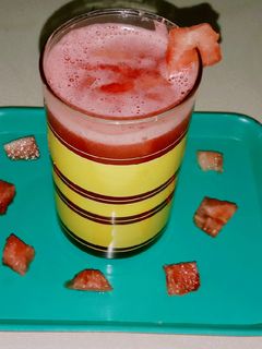 तरबूज़ के जूस (tarbuj ke juice recipe in Hindi) रेसिपी मुख्य फोटो