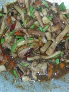 Foto resep Oseng Pedas Cumi Petai