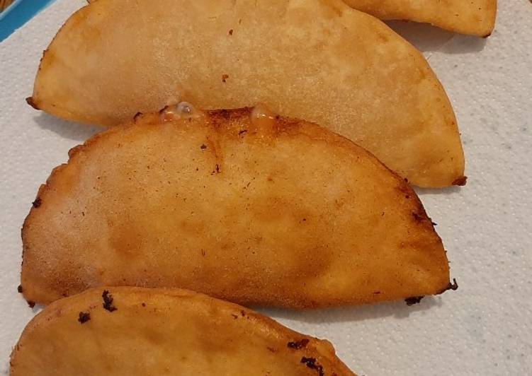 Panzerotti veloci senza glutine prosciutto e mozzarella