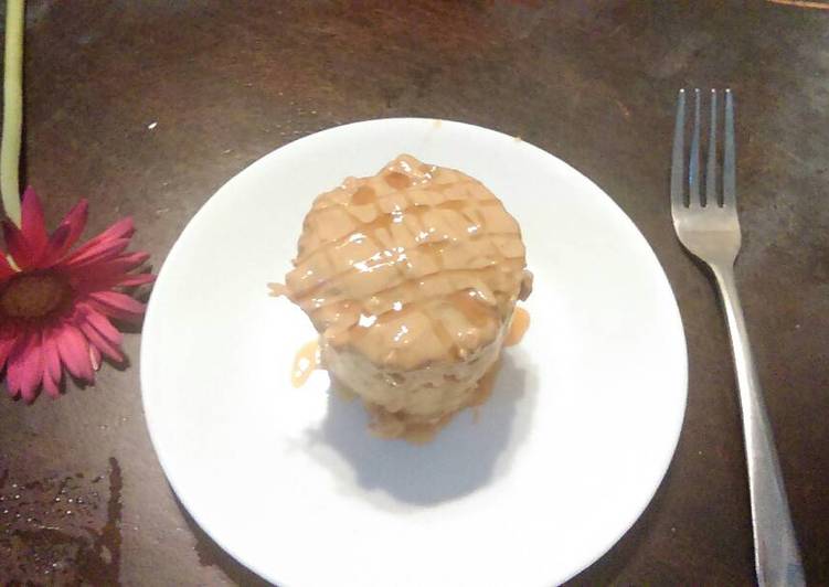 Peanut butter-banana mug muffins