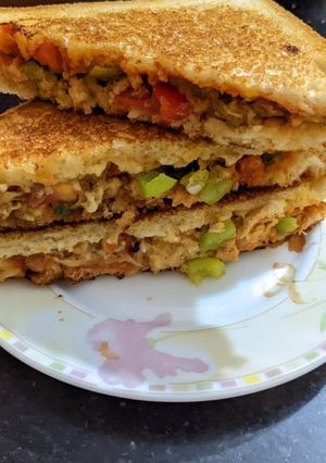 পিজ্জা স্যান্ডউইচ রেসিপির প্রধান ছবি