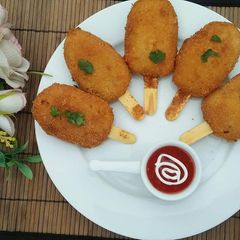Crispy Potato Popsicles 🇵🇰🇮🇳 A picture of Crispy Potato Popsicles 🇵🇰🇮🇳.