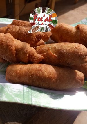 A picture of Fish Roll.