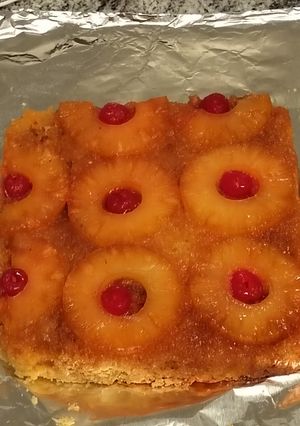 A picture of Belowthegrid's Pineapple Upside Down Cake.