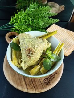 Foto resep Opor Ayam Bumbu Dasar Hemat Waktu