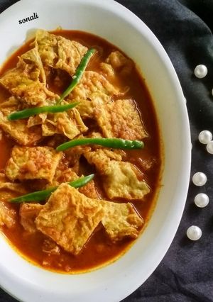 মশলা অমলেট কাড়ি (masala omlette curry recipe in bengali) রেসিপির প্রধান ছবি