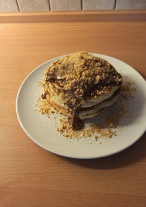 Φωτογραφία της συνταγής Pancakes με Nutella και τριμμένο μπισκότο